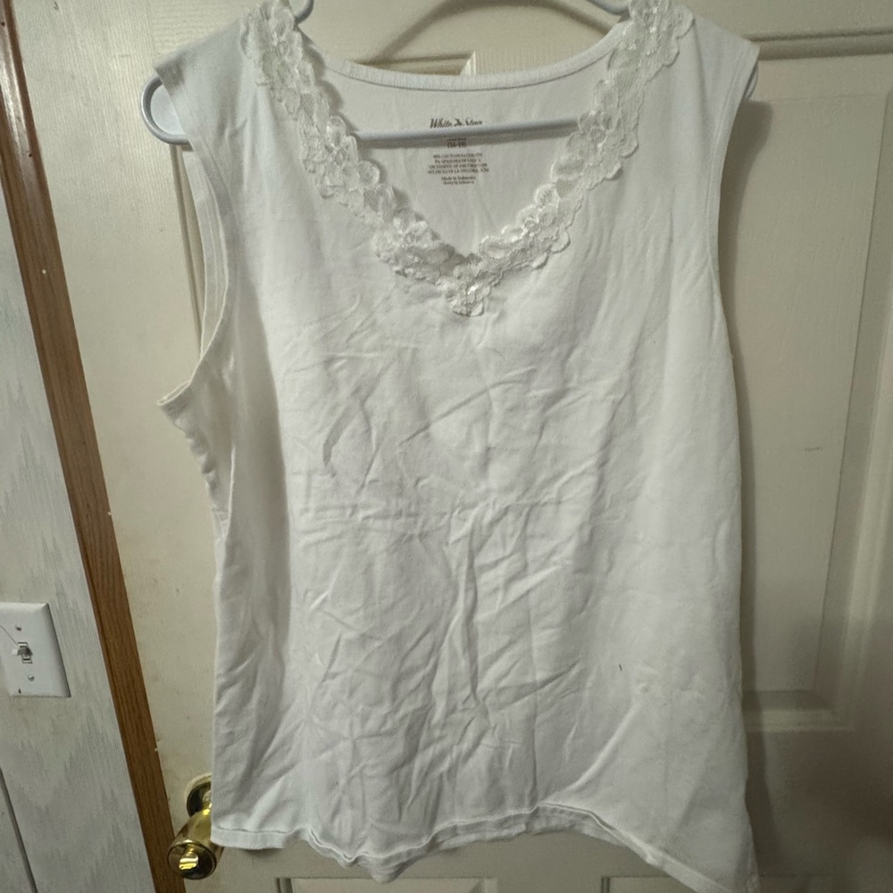 White Stag White Lace V-Neck Tank Top
